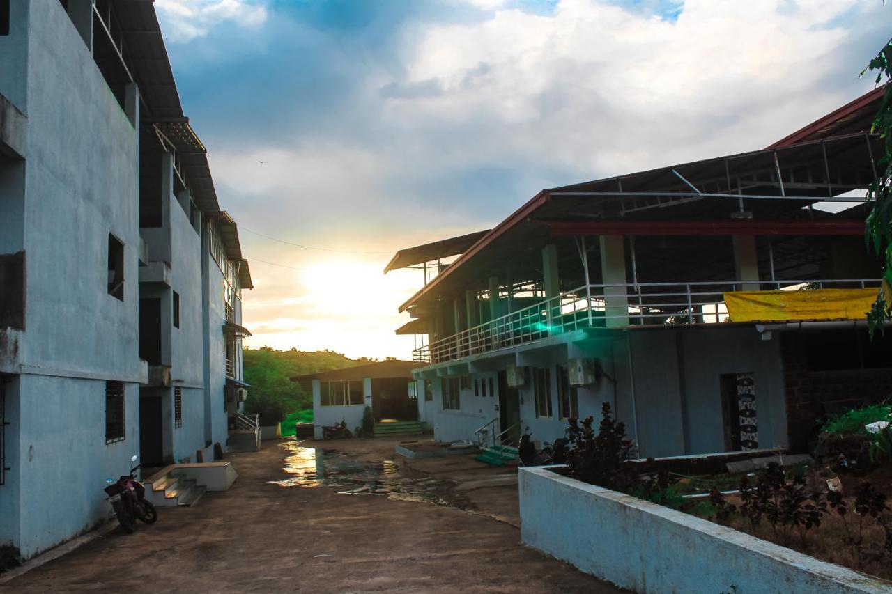 Sp Resort Panvel Chauk Exterior foto