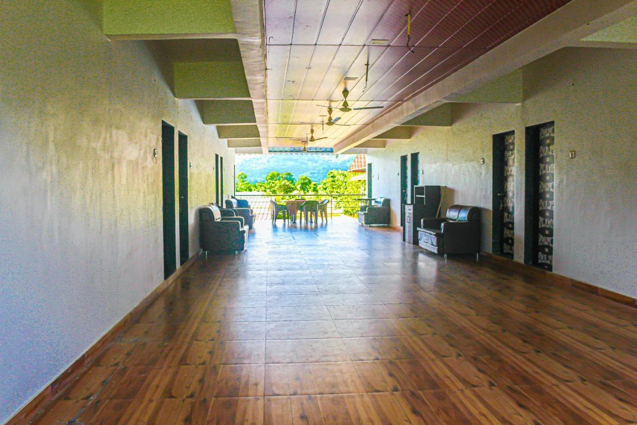 Sp Resort Panvel Chauk Exterior foto